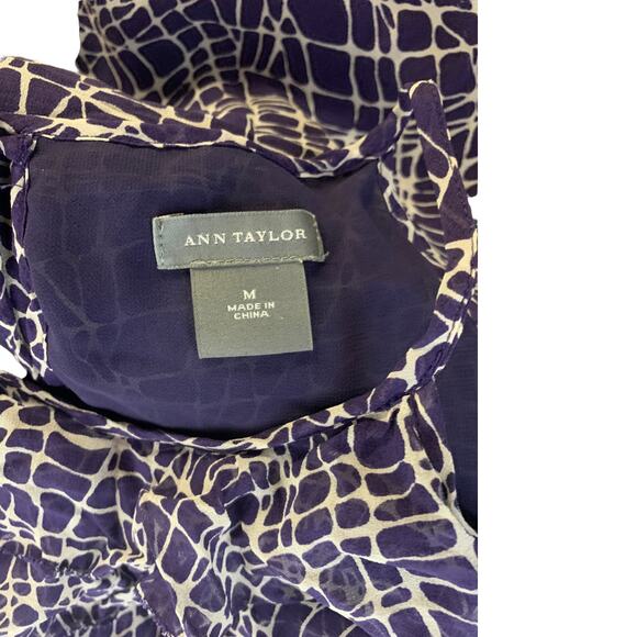 Ann Taylor sleeveless flounce ruffle blouse blue white pattern silk Medium - Picture 6 of 8